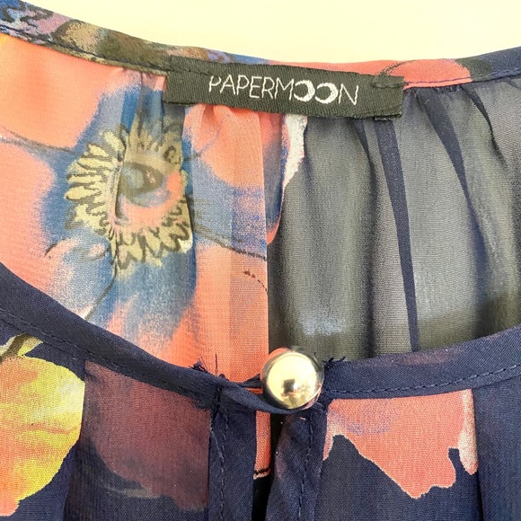 Papermoon Sheer Floral Blouse Medium - Picture 4 of 5